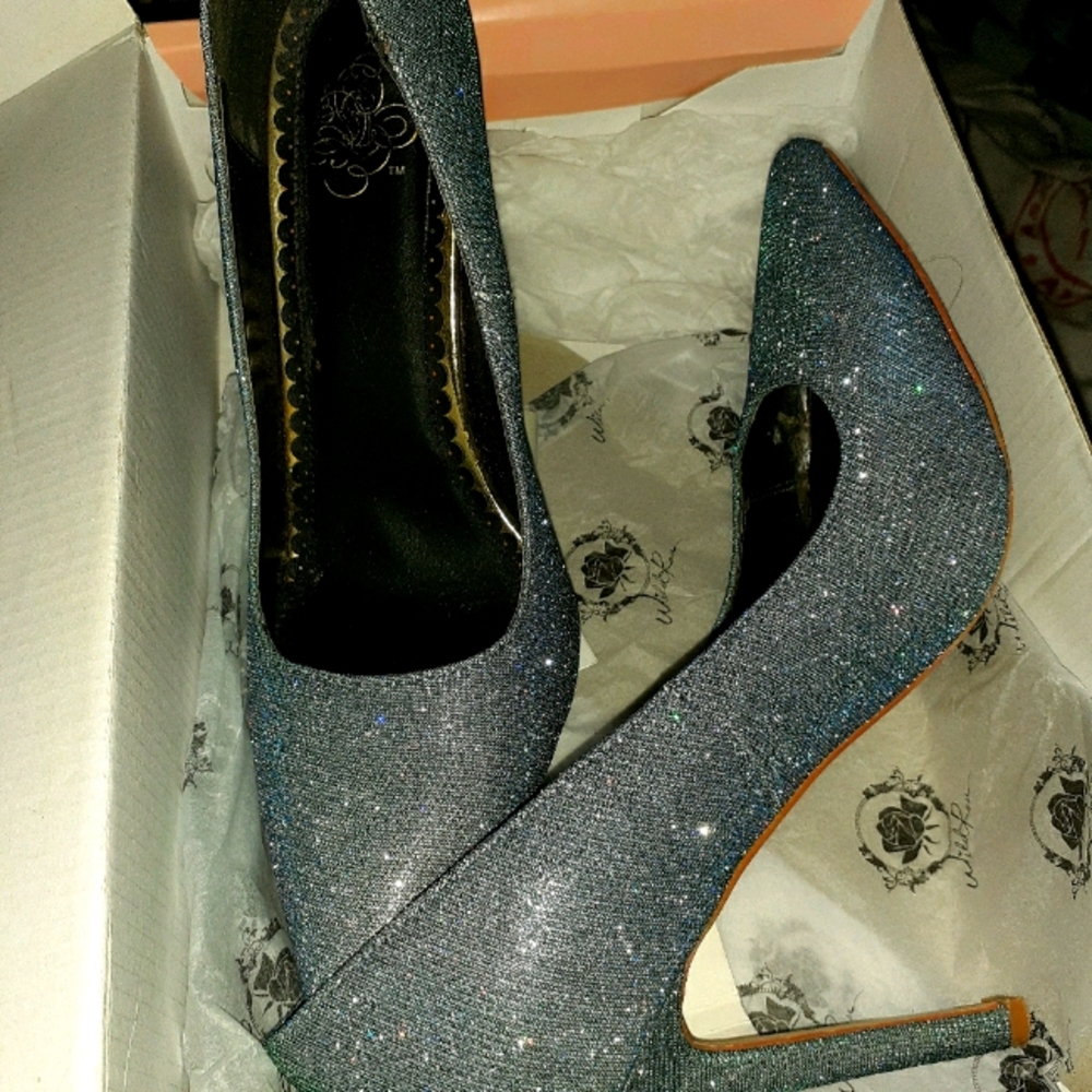 Glimmer Shoes